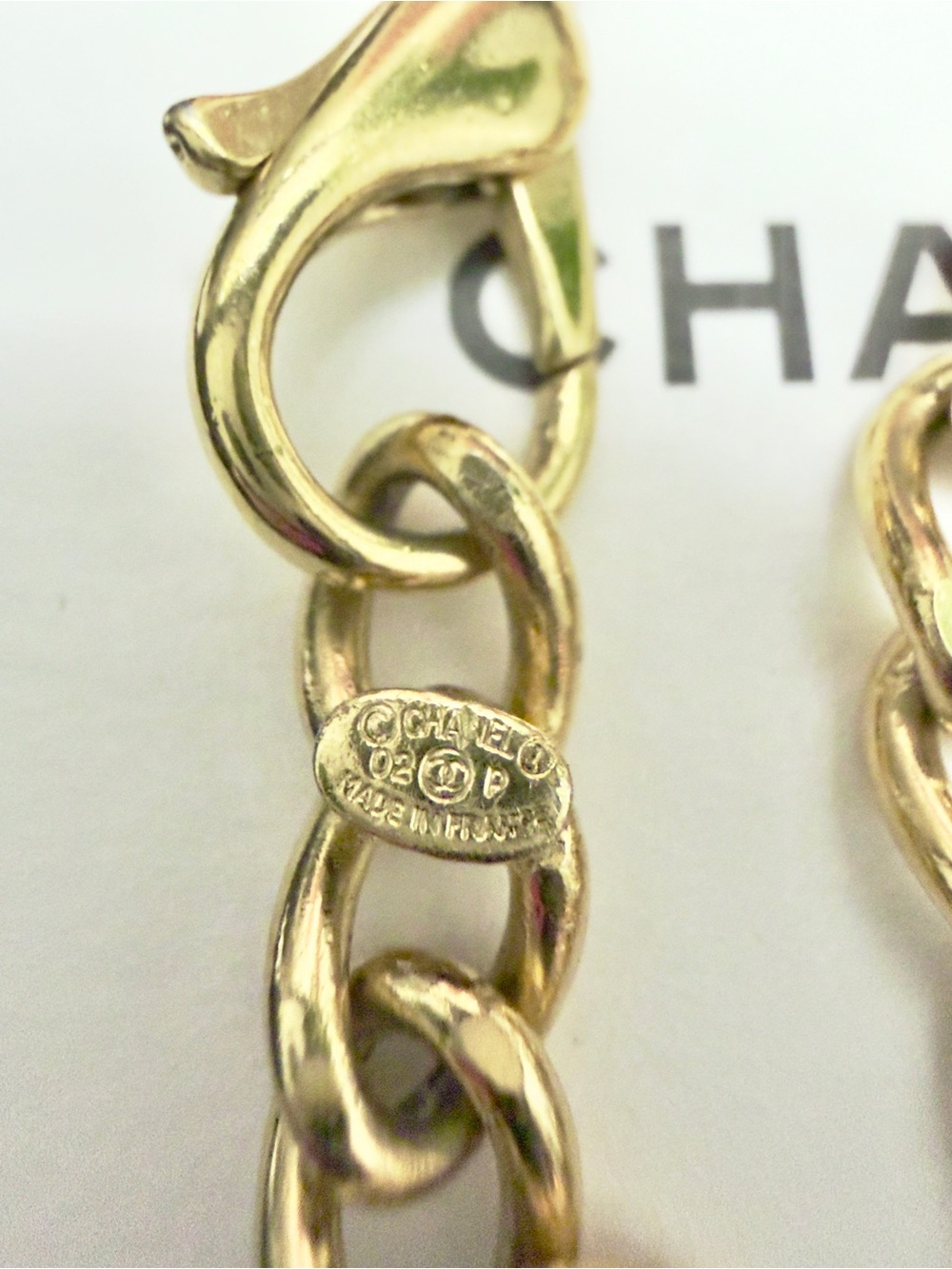 Jumbo Chanel Pink Crystal CC Logo Gold Necklace - Picture 5 of 6